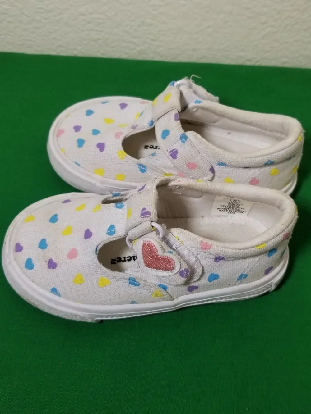 Cupcakes and Cashmere Toddler Sz 5 Hearts Sneakers Valentine‎ Canvas Hook & Loop